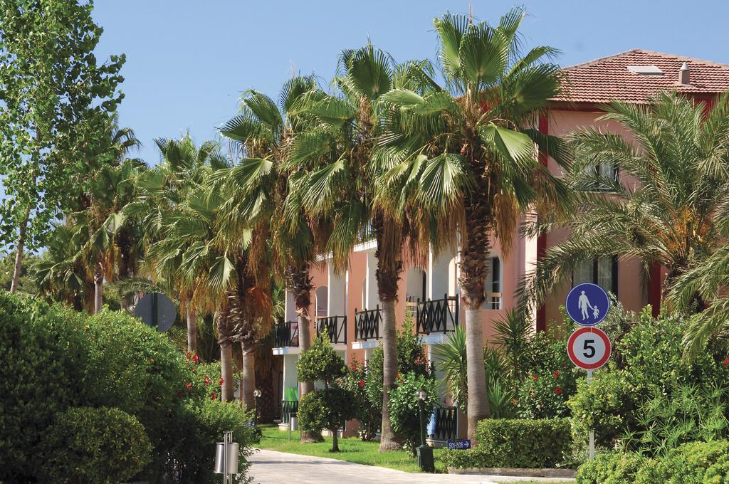 Sural Garden Hotel Side Exterior photo
