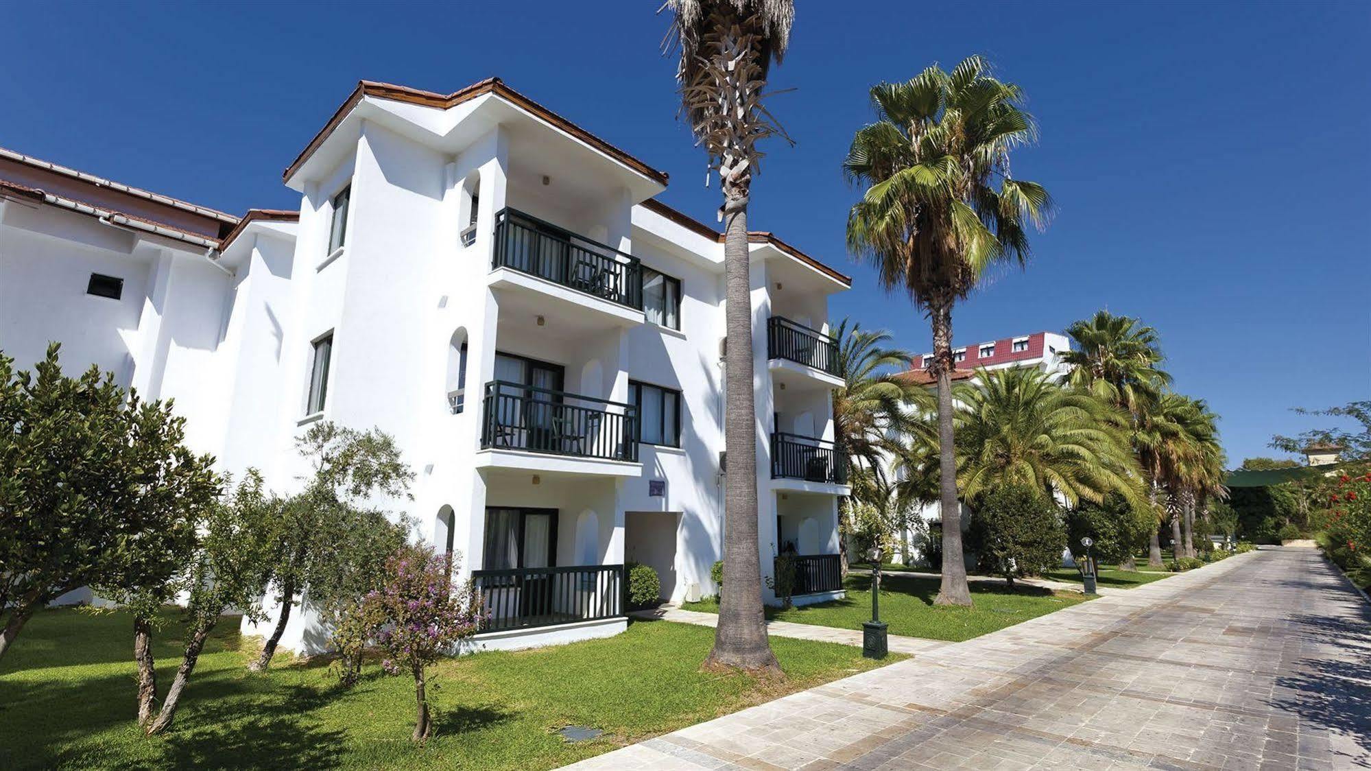 Sural Garden Hotel Side Exterior photo